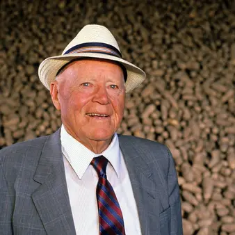 J.R. Simplot Net Worth