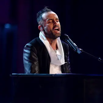 Mario Domm Net Worth