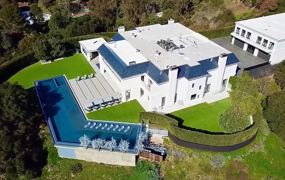 Jennifer Lopez Drops Price Of Beverly Hills Mansion By $18 Million
