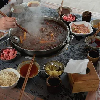 Singapore's Richest Man Made His Fortune With A Chain Of Hot Pot Restaurants