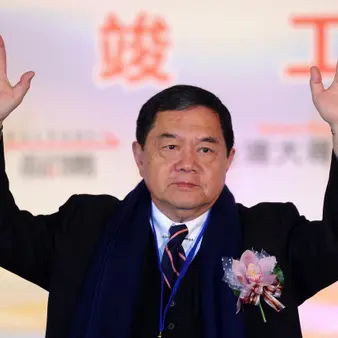 Douglas Hsu Net Worth