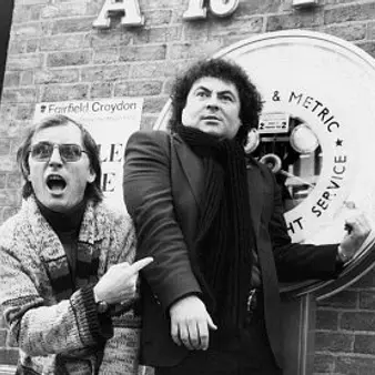 Syd Little Net Worth