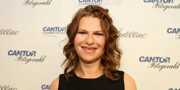 Sandra Bernhard