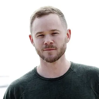 Aaron Ashmore Net Worth