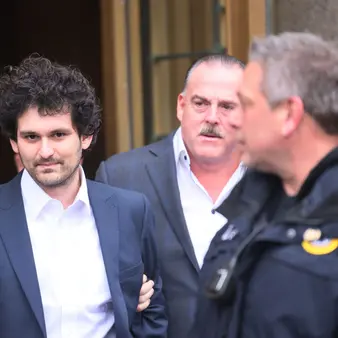 Who Owns $450 Million Worth Of Robinhood Stock? Sam Bankman-Fried Personally? His Bankrupt Former Company FTX? Or BlockFi?