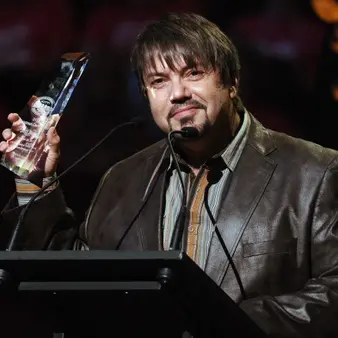 Jeff Bates Net Worth