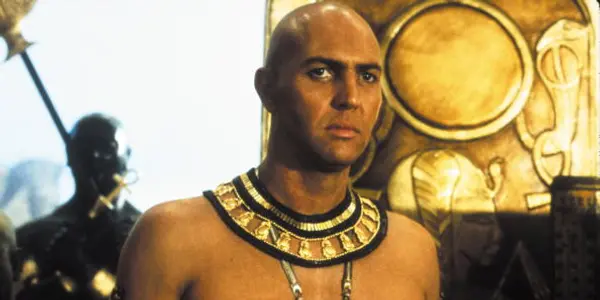 Arnold Vosloo