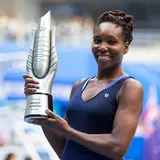 10 Inspirational Quotes That Will Help Make Your Dreams Come True