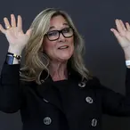 Angela Ahrendts Net Worth