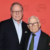 Eight Months Ago, The Newhouse Family Made A Catastrophic Mistake With A Huge Chunk of Their Warner Bros. Discovery Shares