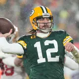 Did Aaron Rodgers Really Sign A $200 Million Deal With The Packers?