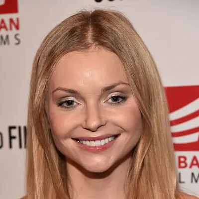 Izabella Miko