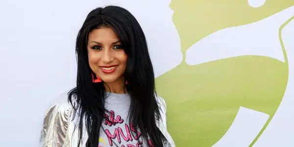 Paula DeAnda