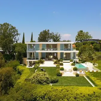 RH Executive Gary Friedman Buys Beverly Hills "Promontory" For $37 Million
