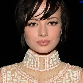 Ashley Rickards Net Worth