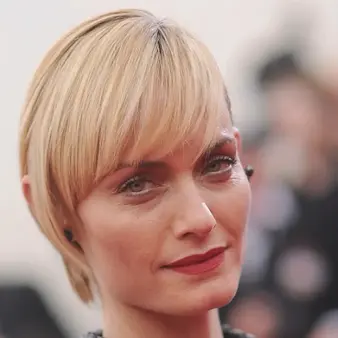 Amber Valletta Net Worth