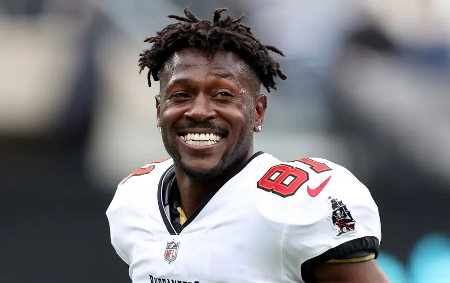 A Complete History Of All The Money Antonio Brown Earned And Lost In The NFL
