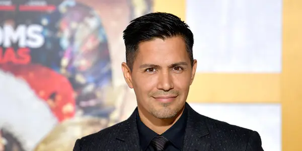 Jay Hernandez
