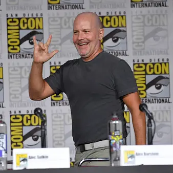 Mike Henry Net Worth