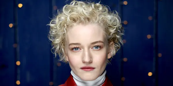 Julia Garner