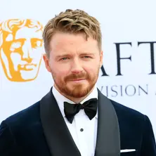 Jack Lowden Net Worth