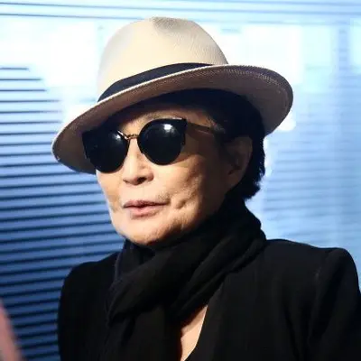 Yoko Ono