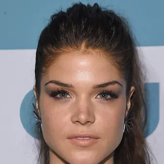 Marie Avgeropoulos Net Worth