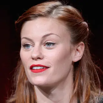 Cassidy Freeman Net Worth
