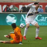Zlatan Ibrahimovic Is Taking A 95 Percent Pay Cut To Play For The L.A. Galaxy