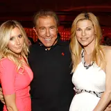 How Steve Wynn turned a $45K Investment In The Frontier Hotel into A $3 billion Casino Empire