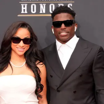 Tyreek Hill Makes $840,000 Per Week During The Season After Taxes. And With 10 Kids And A Very Expensive Divorce… He Needs Every Penny