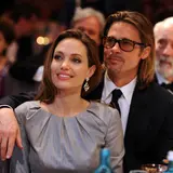 Angelina Jolie And Brad Pitt Are Still NOT Divorced