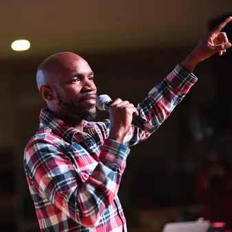 Ian Edwards Net Worth