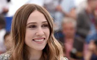 Sarah Sutherland Net Worth