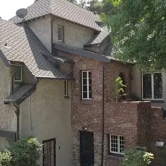 Charli XCX Puts Los Angeles Home Up For Sale At $3.65 Million