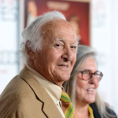 Robert Loggia