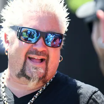 Guy Fieri Helps Raise $25 Million For The Restaurant Employee Relief Fund