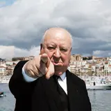 Alfred Hitchcock Made A Psychotic Amount Of Money Off "Psycho" Thanks To TWO Brilliant Trades