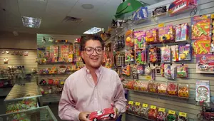 Terrance Watanabe Lost More Money In Vegas In A Single Year Than Anyone In History ($204 MILLION!). He Now Lives On Social Security