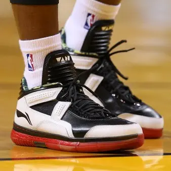 Chinese Shoe Deal Could Make Dwyane Wade The Richest Athlete Of All Time