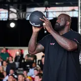 Shaq And Jeff Bezos Might Team Up To Buy The Phoenix Suns