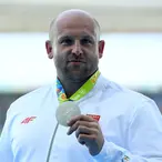 A Polish Olympian Just Auctioned Off His Silver Medal For A Great Cause