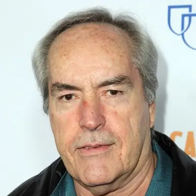 Powers Boothe