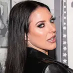 Angela White Net Worth