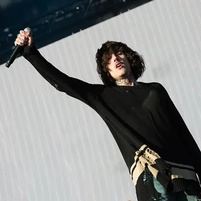 Oliver Sykes