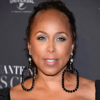 Marjorie Elaine Harvey Net Worth