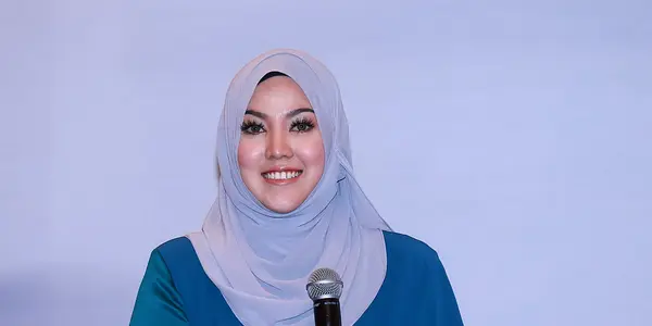Shila Amzah