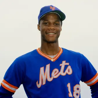 Every Month, The NY Mets Pay Some Random Guy $9,000 That Was Originally Supposed To Be Darryl Strawberry's Pension