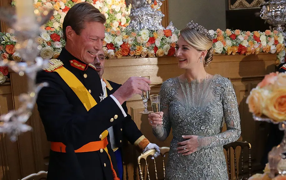 Who Are the Richest Royal Families in the World?