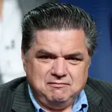 Oliver Platt Net Worth